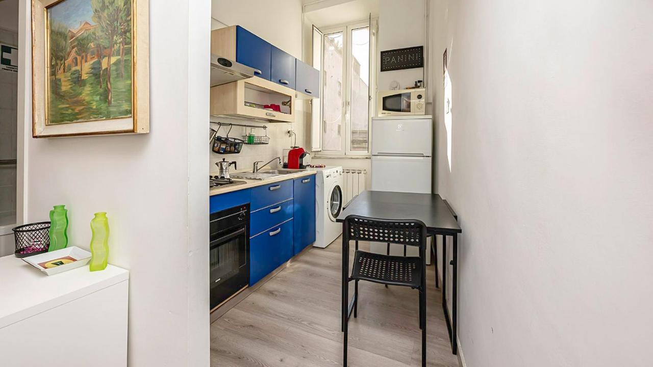Coliseum View - Diana'S House By Rentbeat Appartement Rome Buitenkant foto